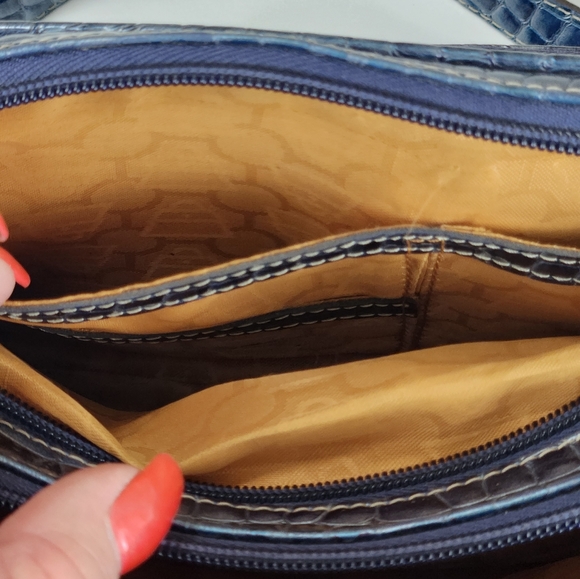 Kathy Van Zeeland Blue Crossbody bag - Picture 15 of 16